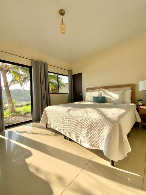 Paradise Surf Hotel San Miguel Exterior photo